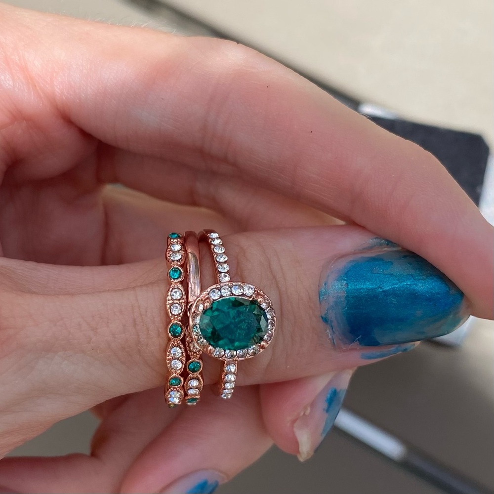 Vintage Emerald Gemstone Ring - 3 Pc Set - Picture 10 of 11